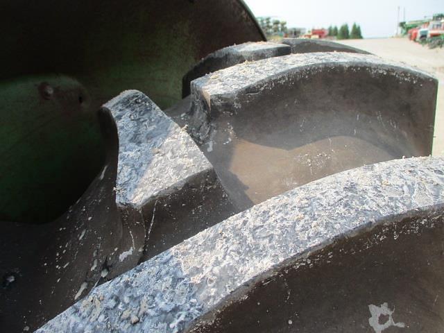 Thumbnail image John Deere R 11