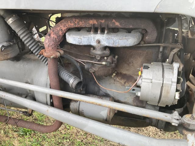 Image of Massey Ferguson TO30 equipment image 2