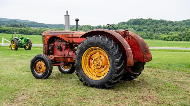 Image of Massey-Harris 55 equipment image 4