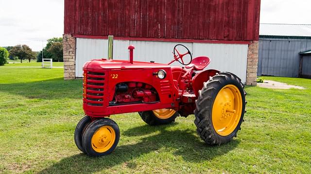 Image of Massey-Harris 22 equipment image 2