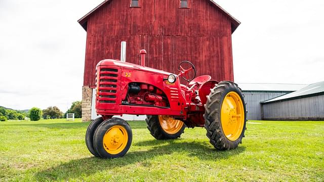 Image of Massey-Harris 22 equipment image 1
