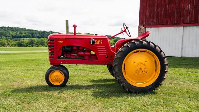 Image of Massey-Harris 22 equipment image 3