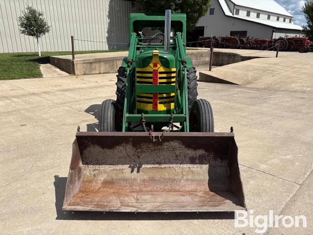 Image of Oliver 88 equipment image 1
