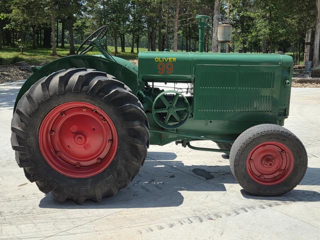 Image of Oliver 99 equipment image 3