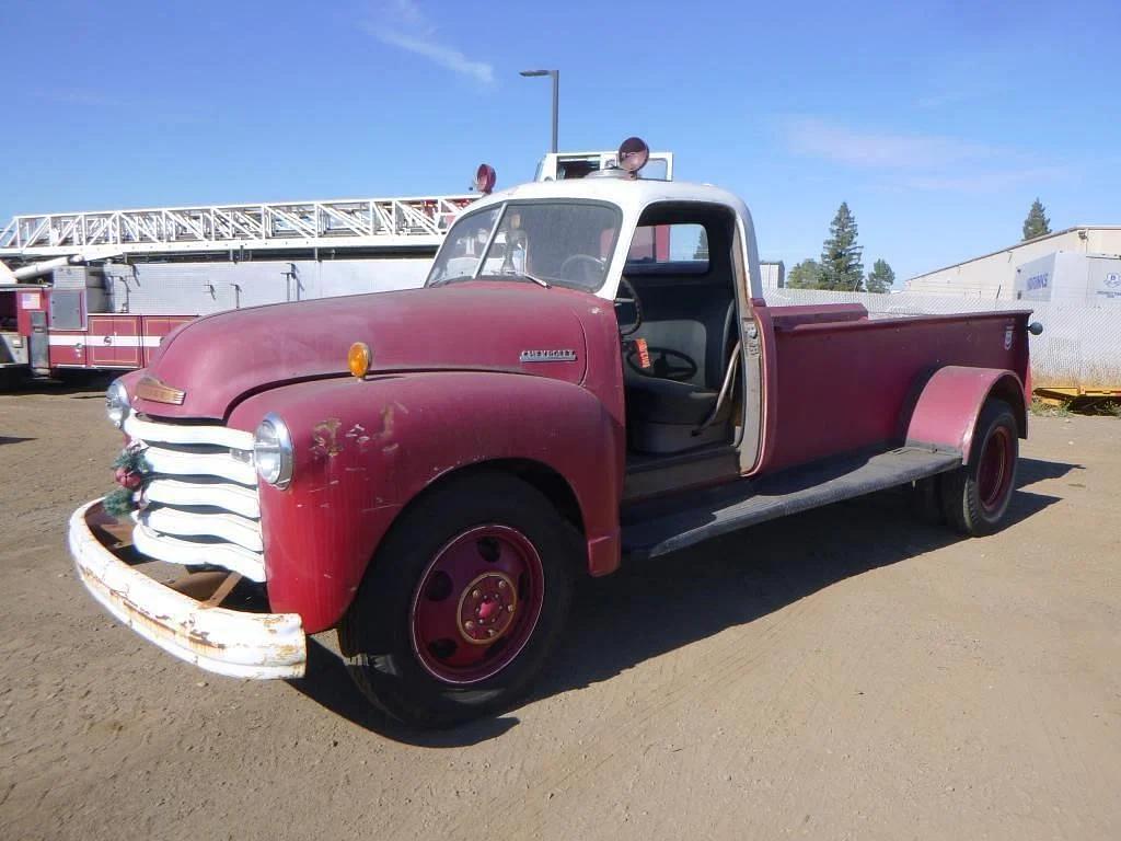 Image of Chevrolet 6100 Primary image