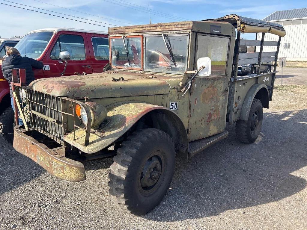 Main image Dodge M37