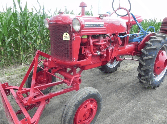 Main image Farmall Cub