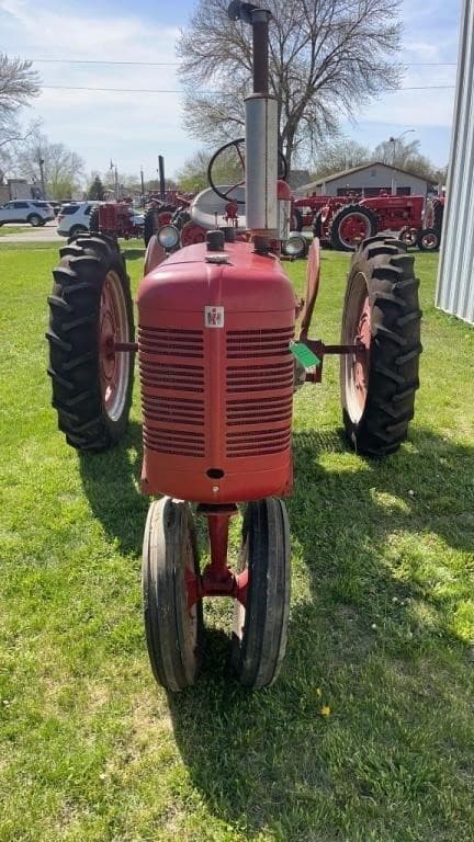Image of Farmall Super C equipment image 2