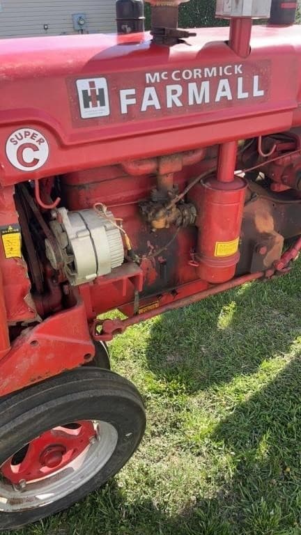 Image of Farmall Super C equipment image 3