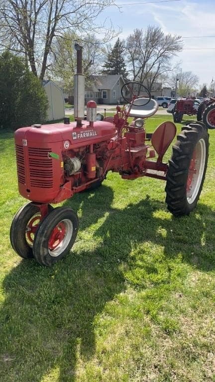 Image of Farmall Super C equipment image 1