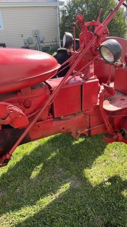 Image of Farmall Super C equipment image 4