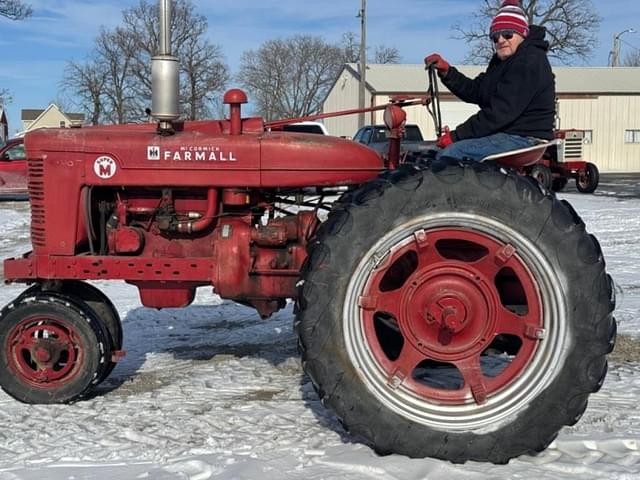 Image of Farmall Super M equipment image 3