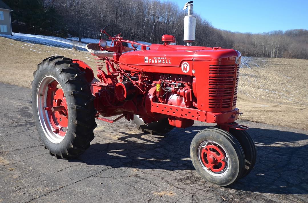 Image of Farmall Super M Primary image