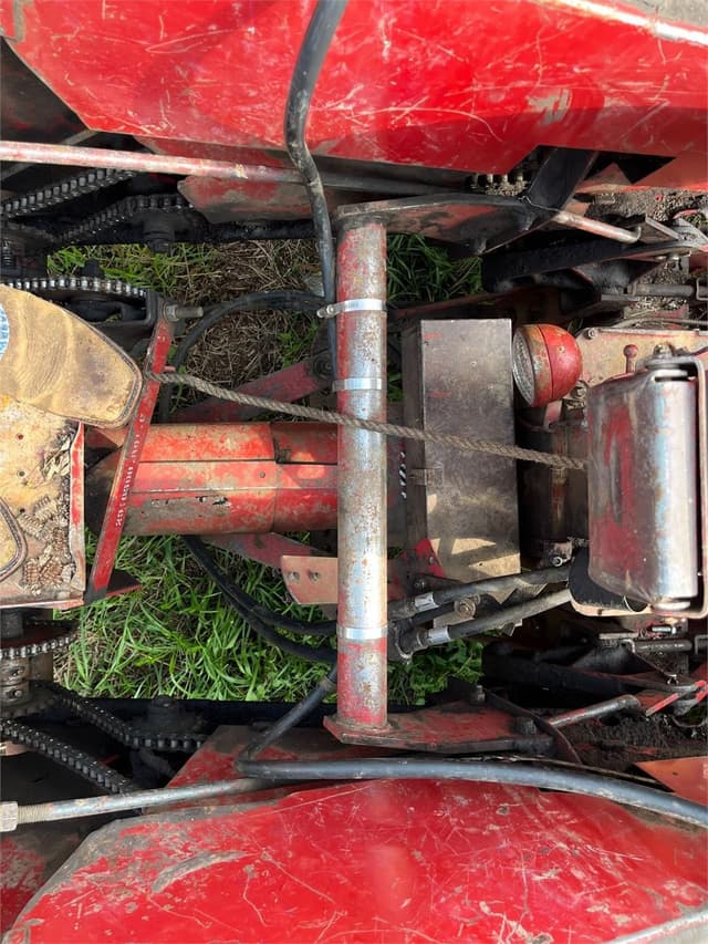 Image of Farmall Super M equipment image 4