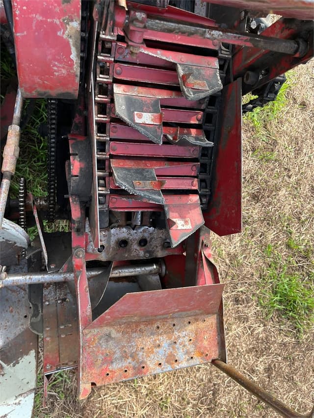 Image of Farmall Super M equipment image 3