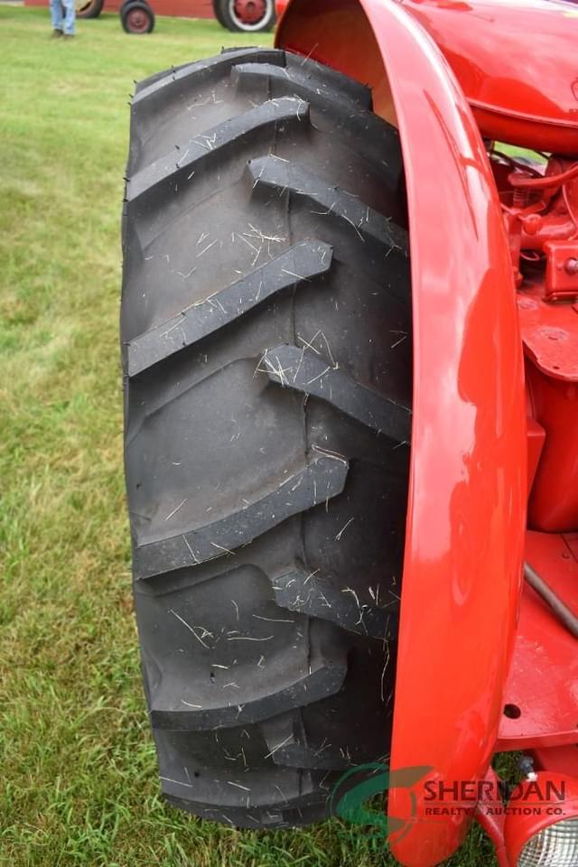 Image of McCormick-Deering W-4 equipment image 4
