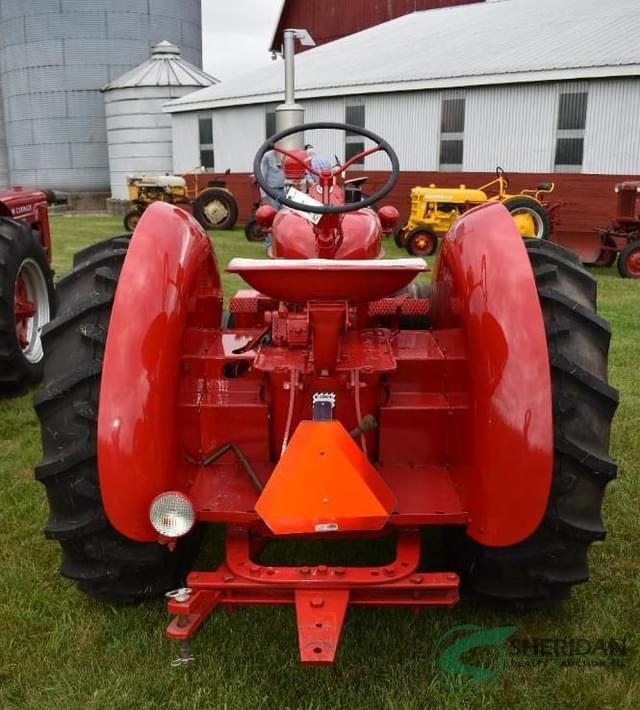 Image of McCormick-Deering W-4 equipment image 3