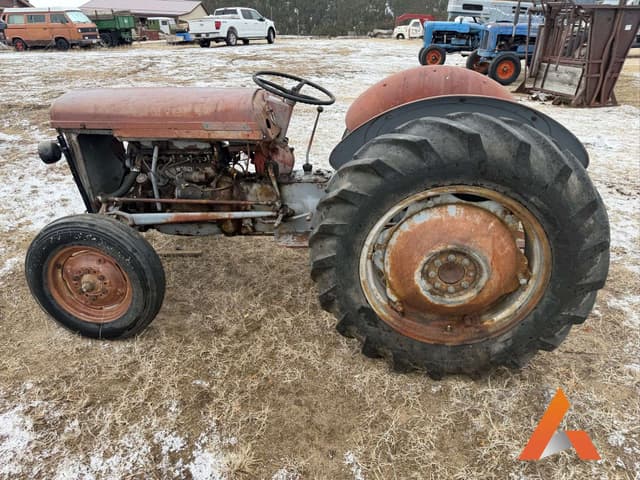 Image of Ferguson TO-30 equipment image 1