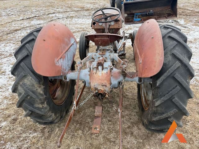 Image of Ferguson TO-30 equipment image 3