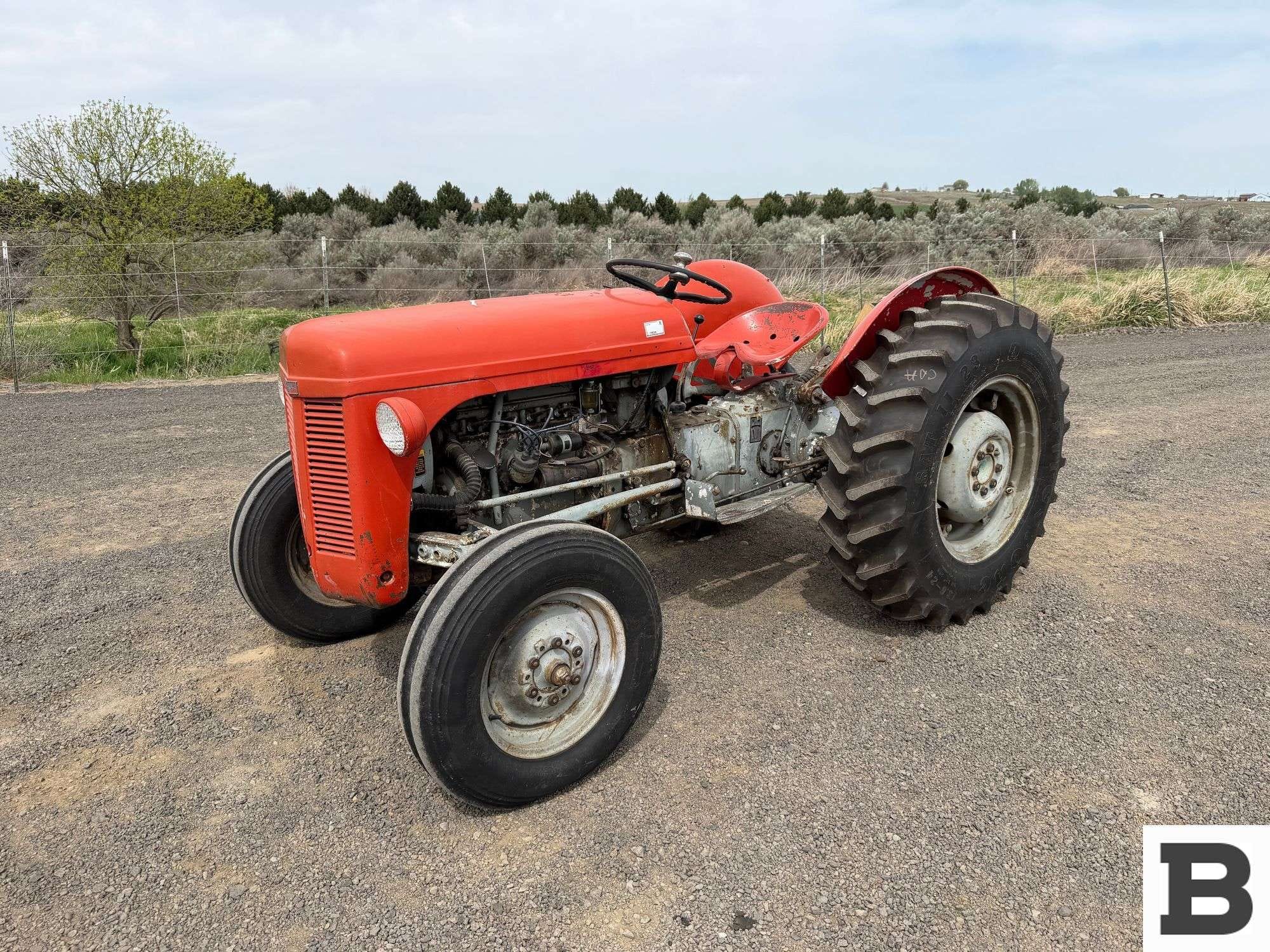 1952 Ferguson TO-30 Equipment Image0
