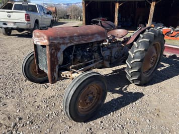 Main image Massey Ferguson TO30