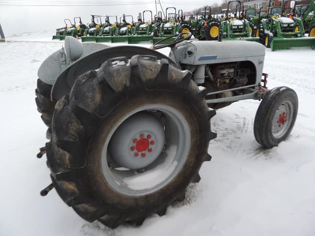 Image of Massey Ferguson TO30 equipment image 3