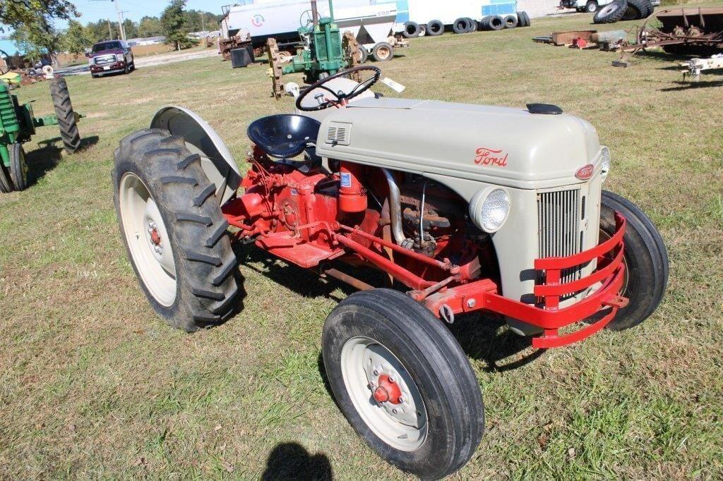 Image of Ford 8N Primary image