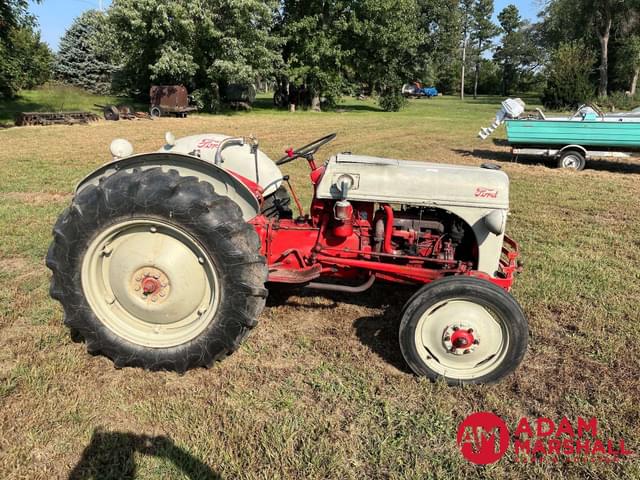 Image of Ford 8N equipment image 4