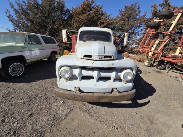 Image of Ford F-5 equipment image 1