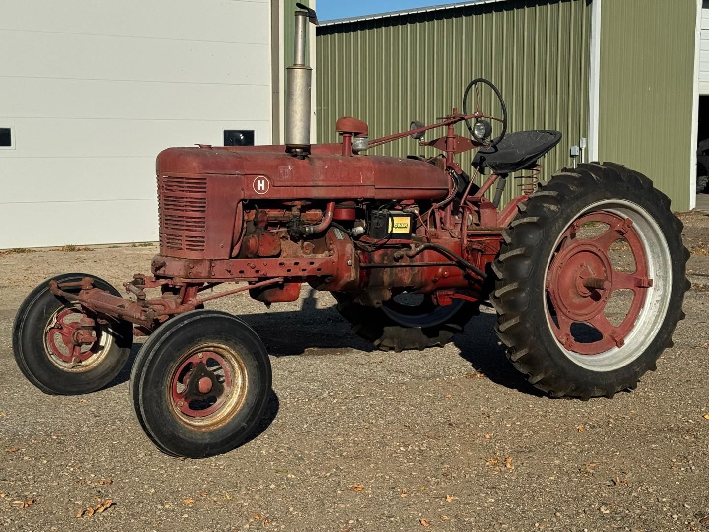 1952 International Harvester Farmall H Equipment Image0