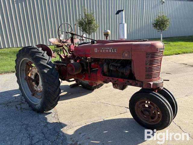 Image of Farmall H equipment image 2