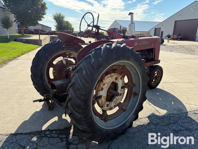 Image of Farmall H equipment image 4