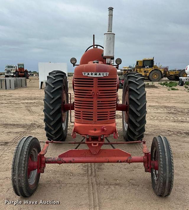 Image of Farmall Super M equipment image 1