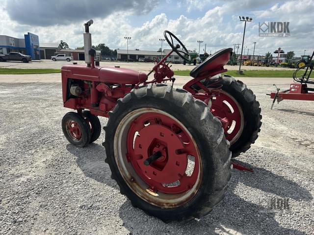 Image of Farmall Super C equipment image 4