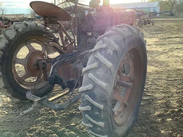 Image of Farmall Super M equipment image 2