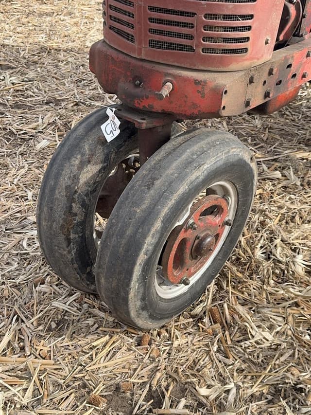 Image of Farmall Super M equipment image 3