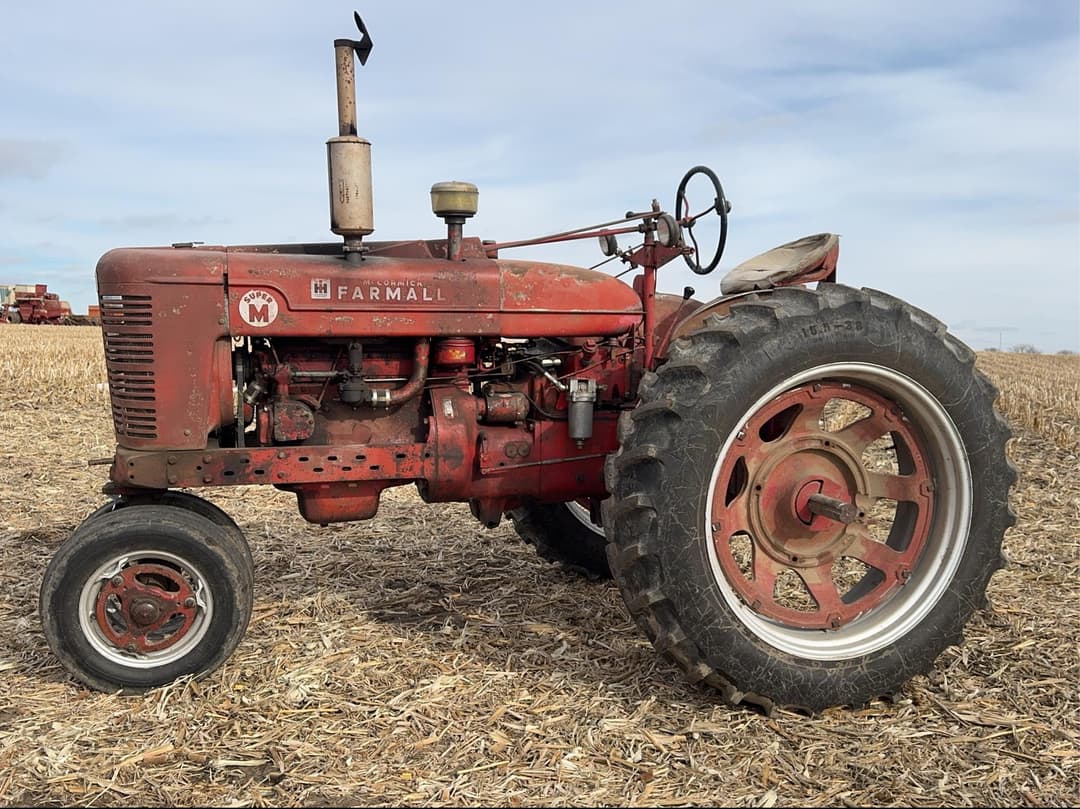 Image of Farmall Super M Primary image