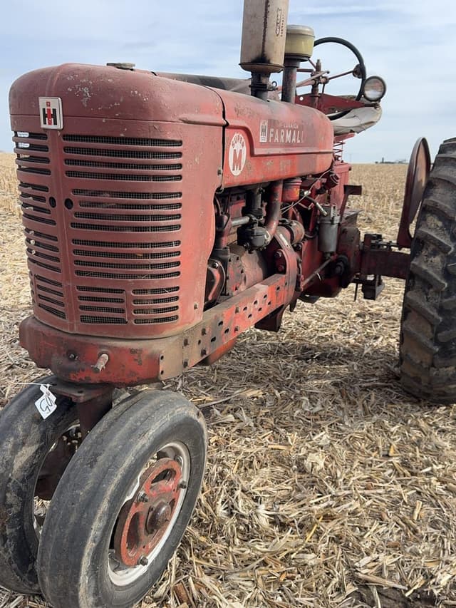 Image of Farmall Super M equipment image 2