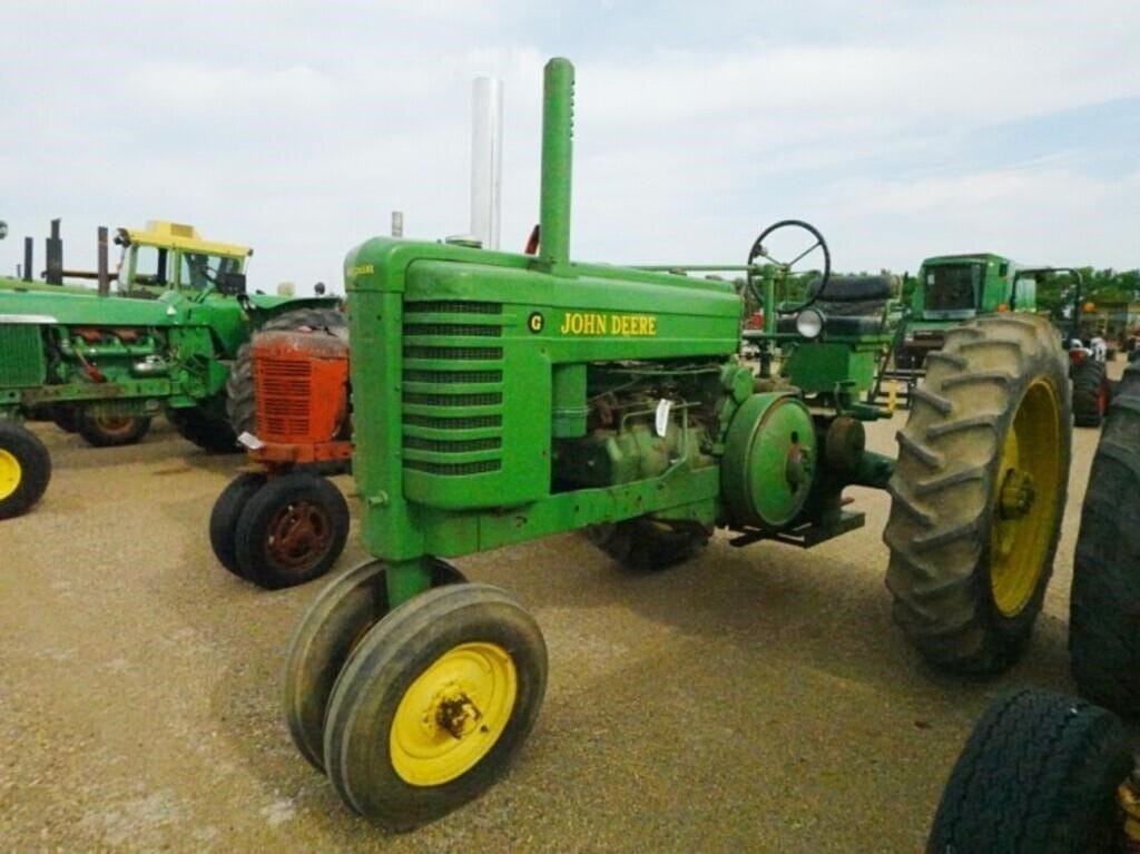1952 John Deere G Equipment Image0