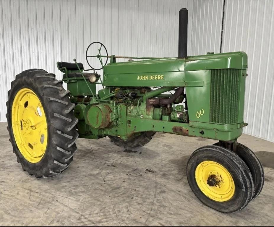 1952 John Deere 60 Equipment Image0