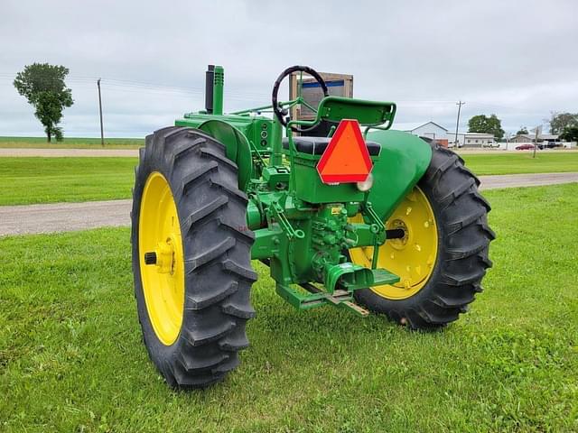 Image of John Deere A equipment image 2