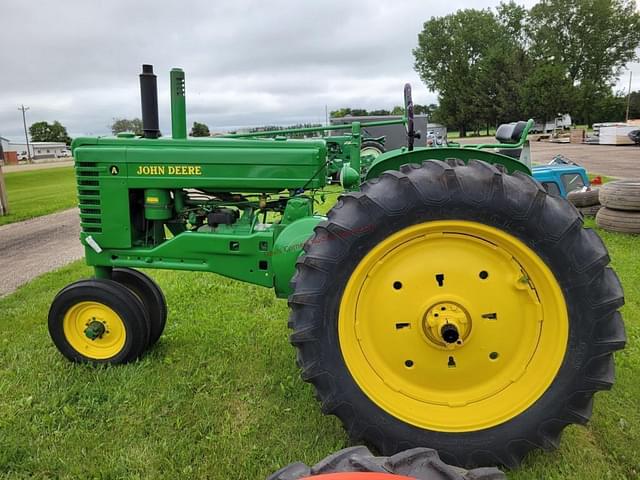 Image of John Deere A equipment image 1