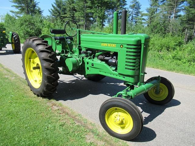 Image of John Deere A equipment image 2