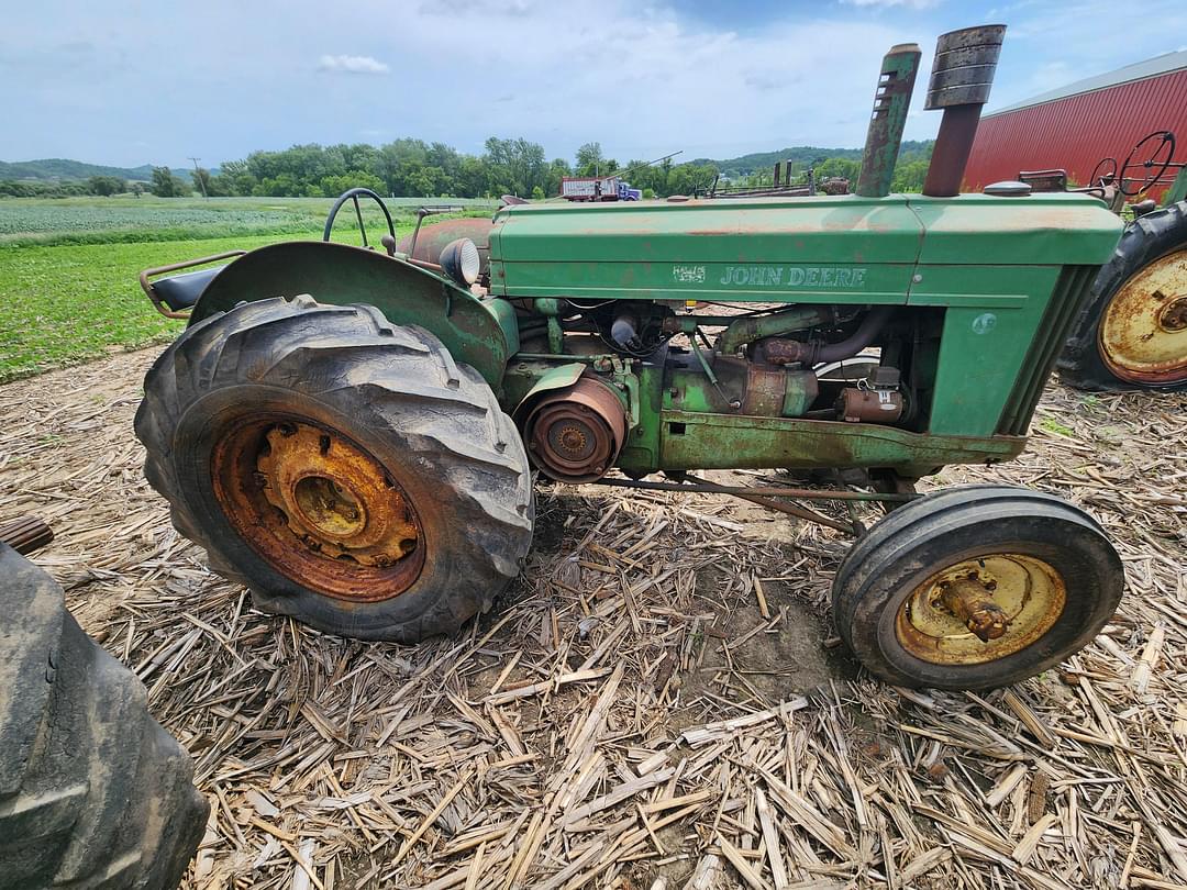 Image of John Deere AR Primary image