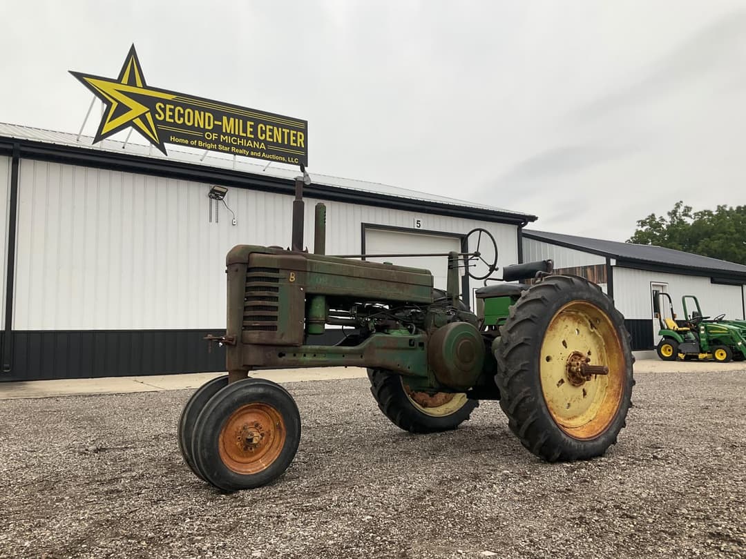 Image of John Deere B Primary image