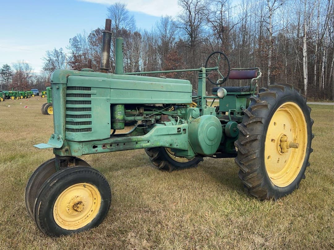 Image of John Deere B Primary image