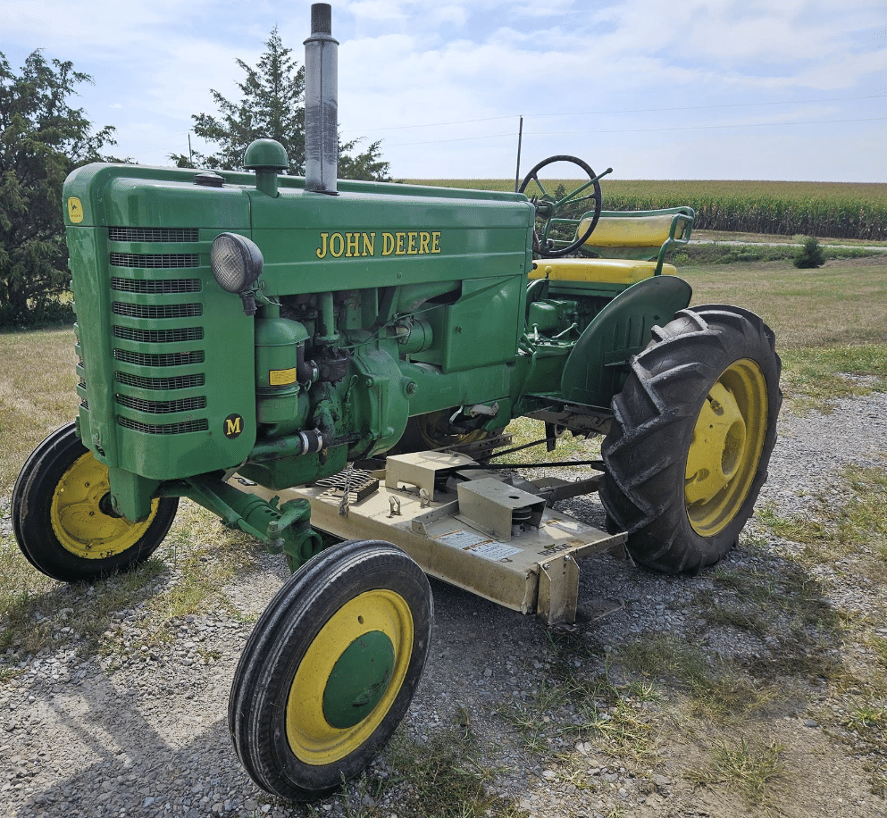 Main image John Deere M