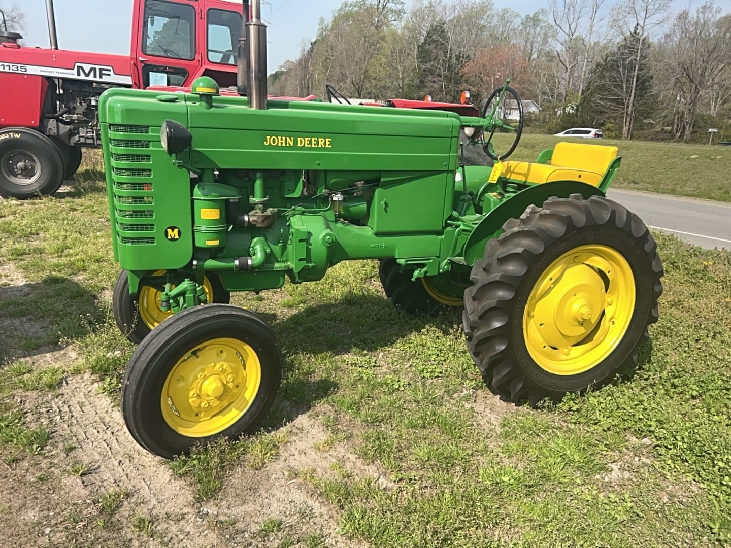 1952 John Deere M Equipment Image0