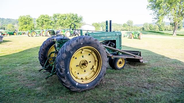 Image of John Deere A equipment image 4
