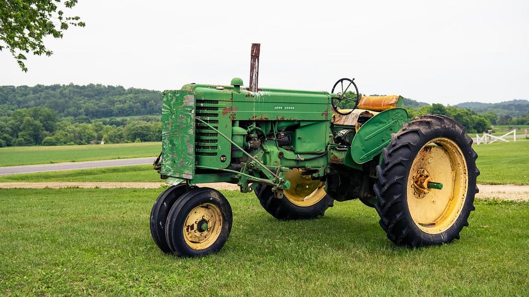 Image of John Deere MT Primary image